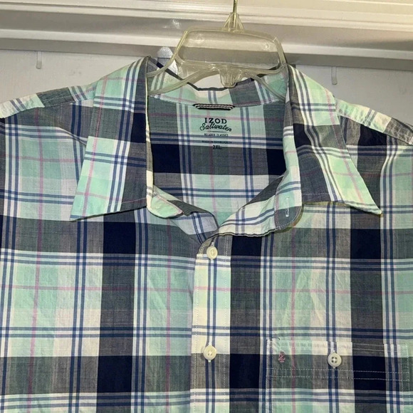 IZOD Saltwater Relaxed Classics Long Sleeve Button Down Shirt - Picture 2 of 5
